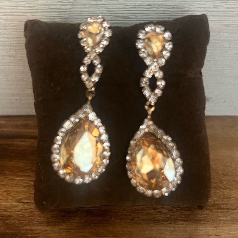 Long Drop Yellow Stone with Rhinestones Costume Jewlery ~ Great condition - Picture 3 of 10